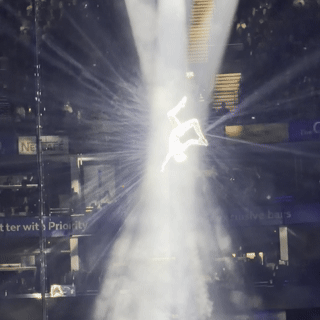Hans Zimmer Live aerial performance